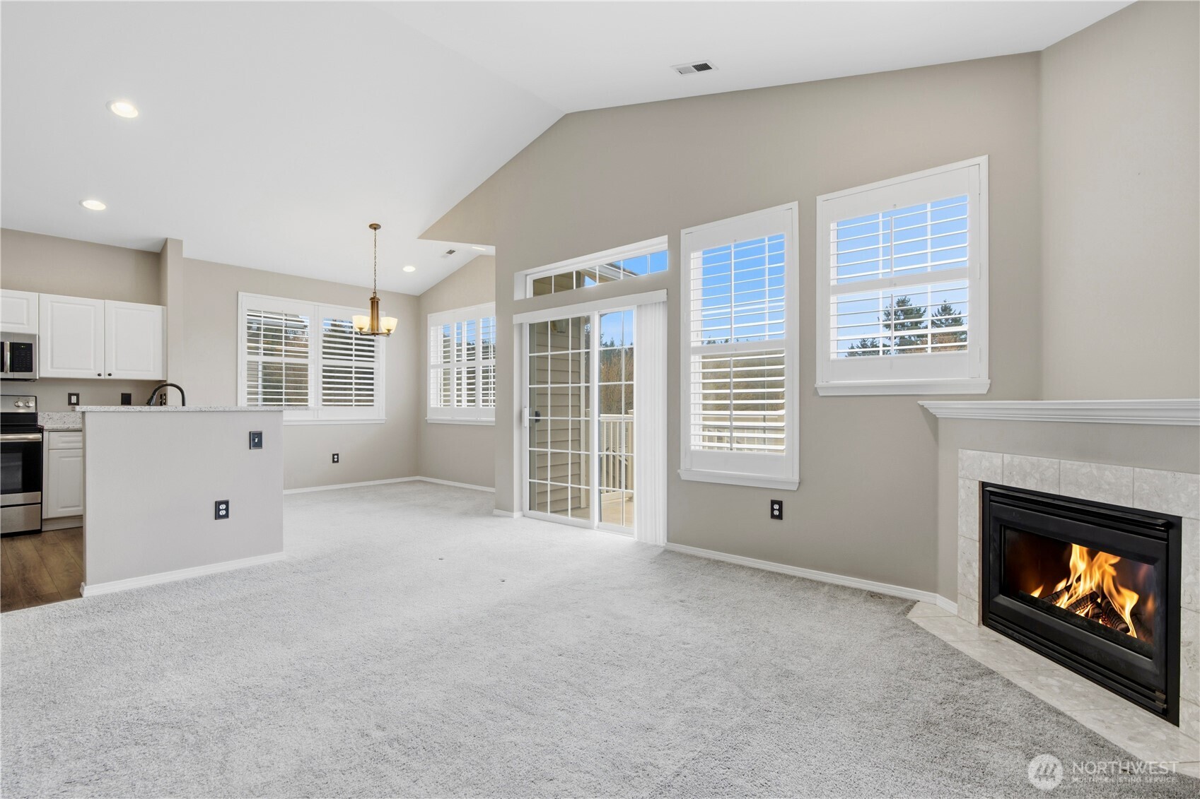 18676 Ne 56th Court Property Photo 1