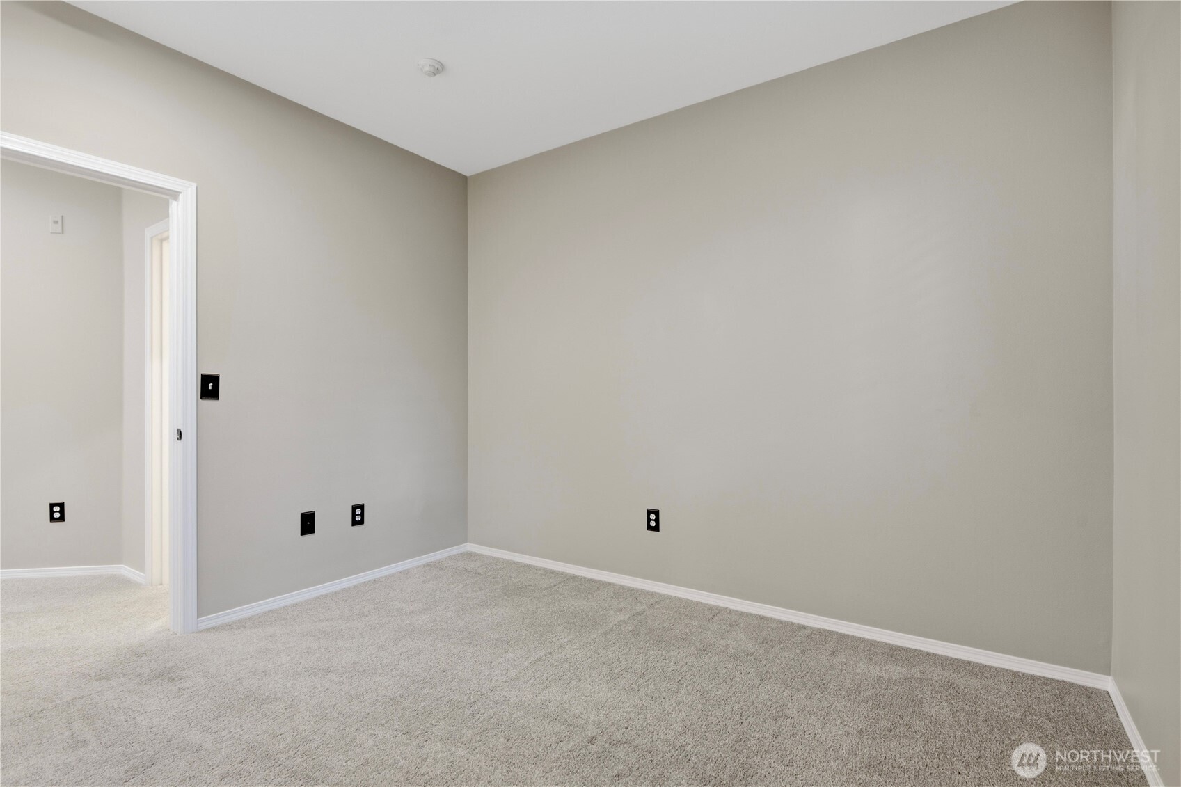 18676 Ne 56th Court Property Photo 20