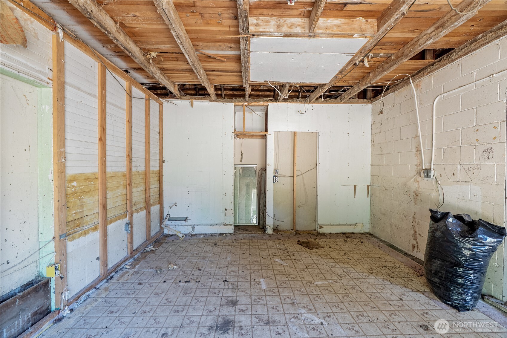 2542 State Route 109 Property Photo 11