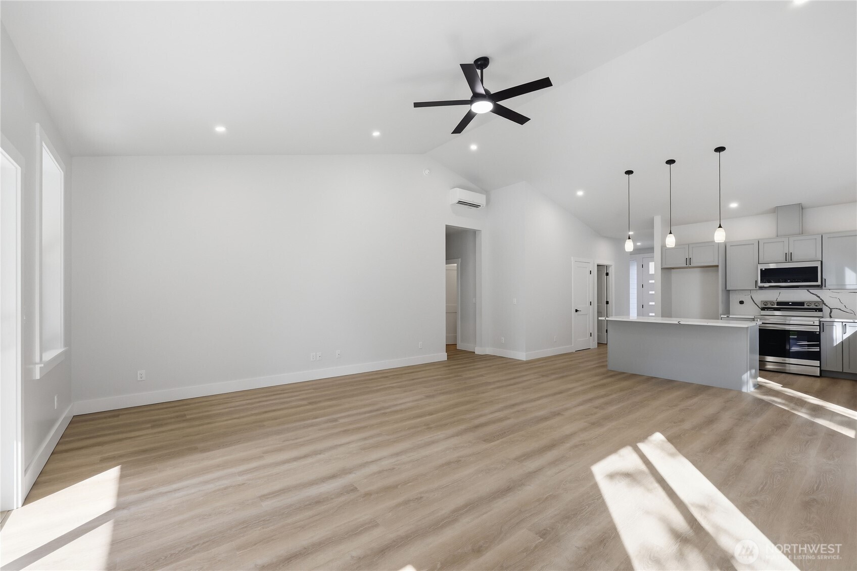 4511 Trail Crest Drive Property Photo 15