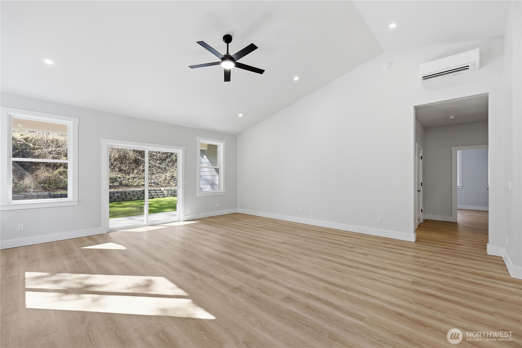 4511 Trail Crest Drive Property Photo 16