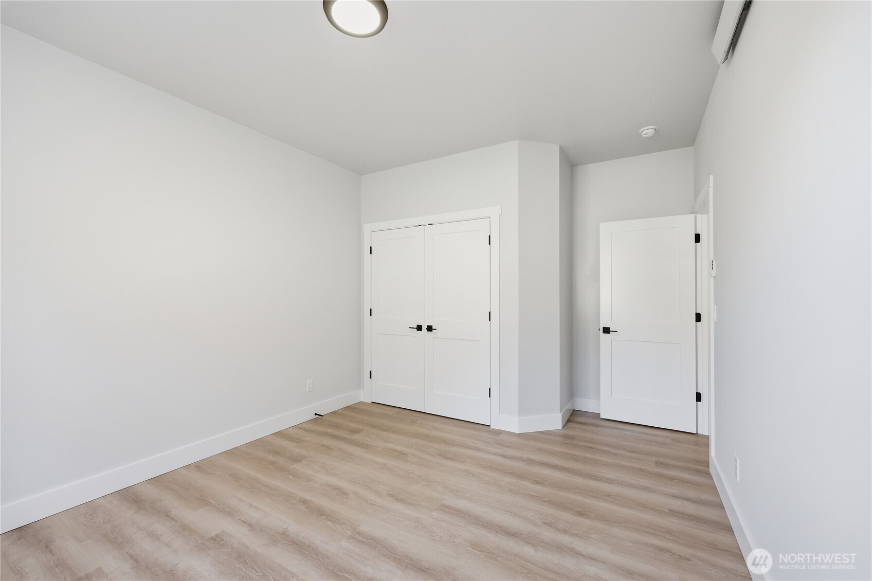 4511 Trail Crest Drive Property Photo 25