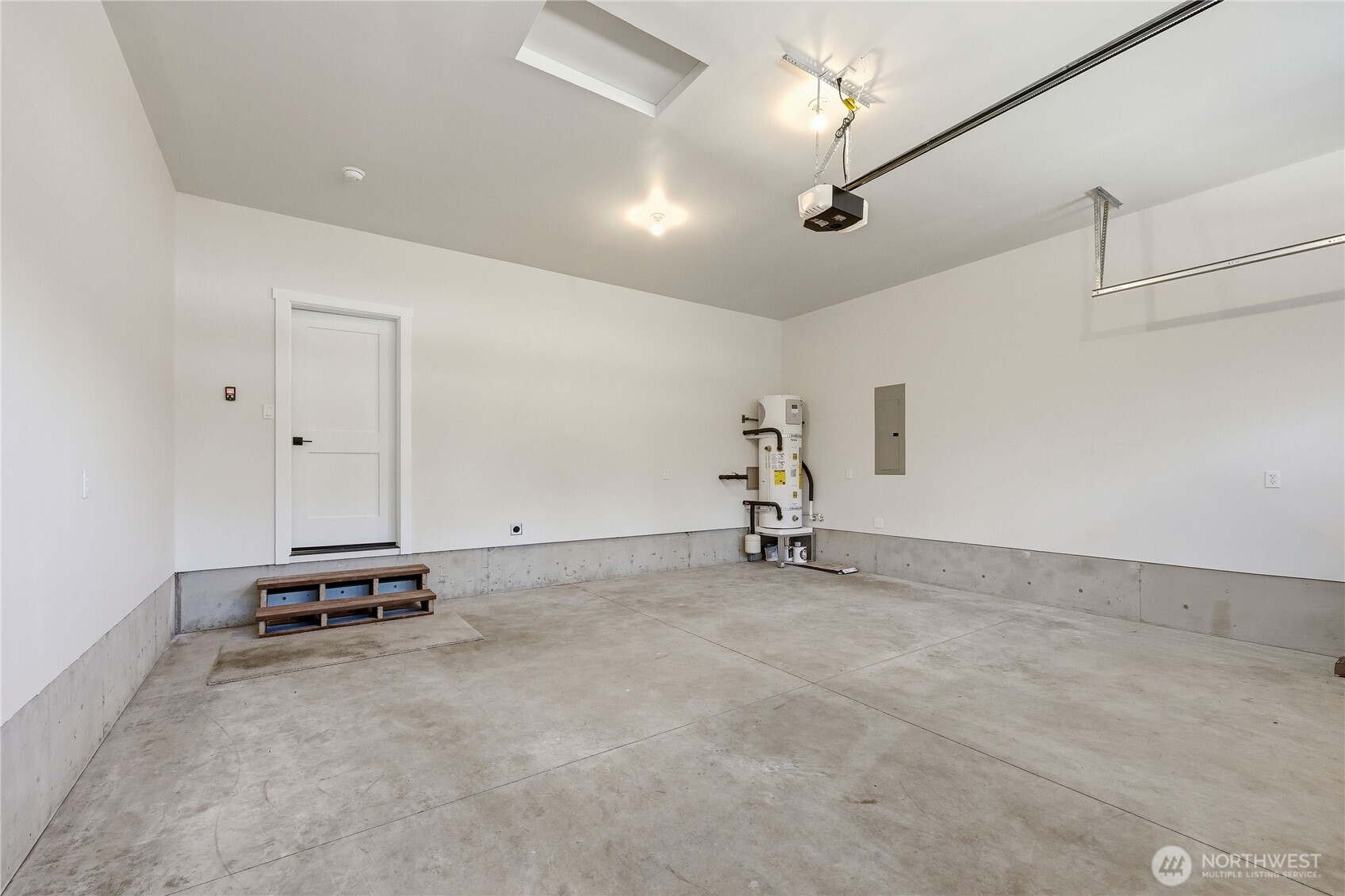 4511 Trail Crest Drive Property Photo 30