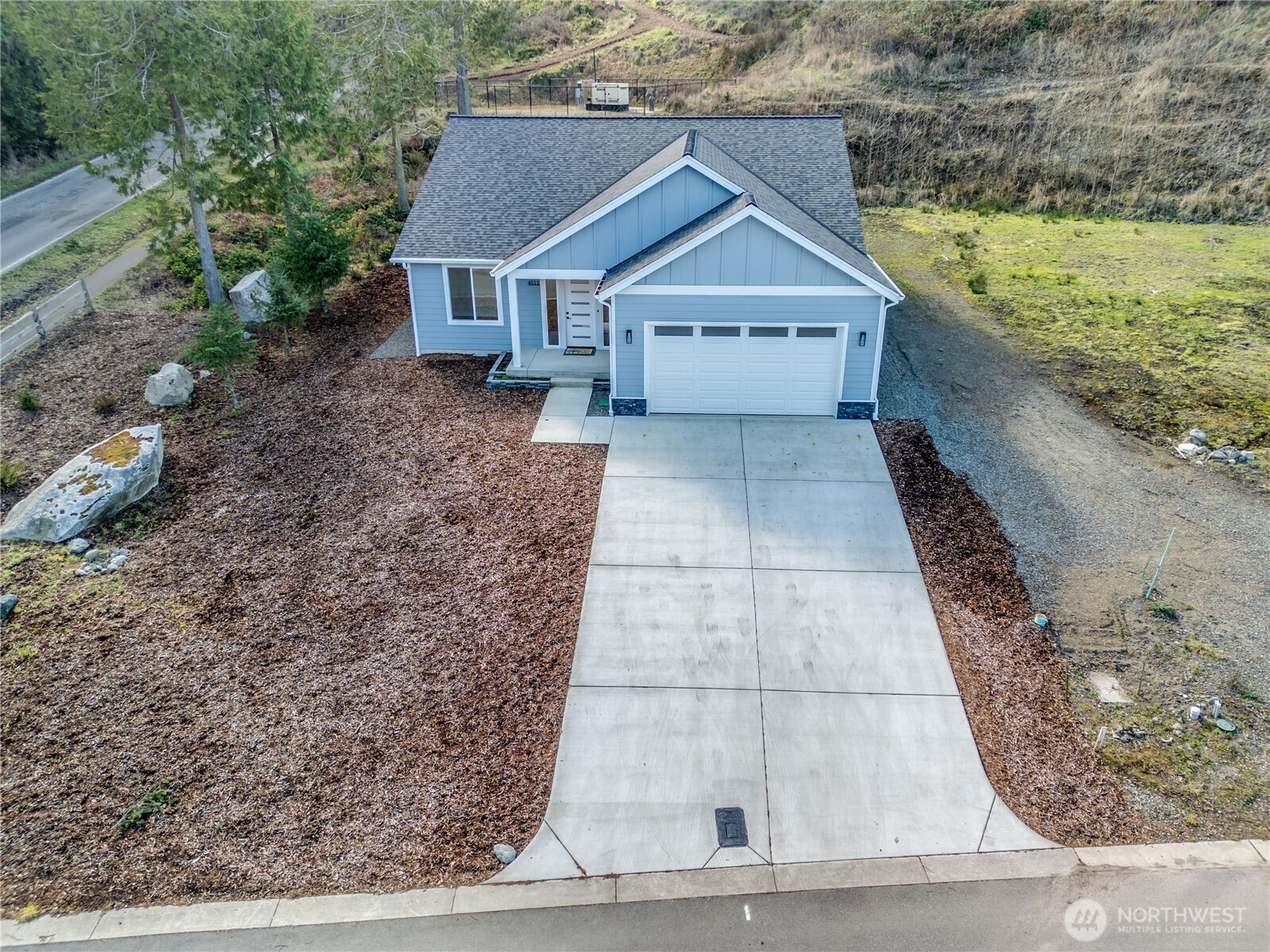 4511 Trail Crest Drive Property Photo 32