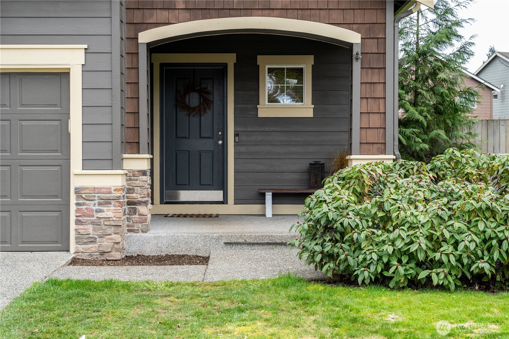 14025 5th Place Property Photo 3