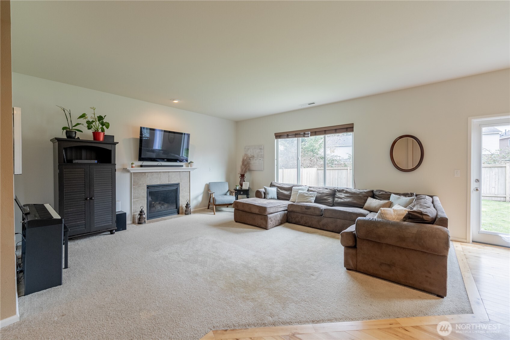 14025 5th Place Property Photo 11