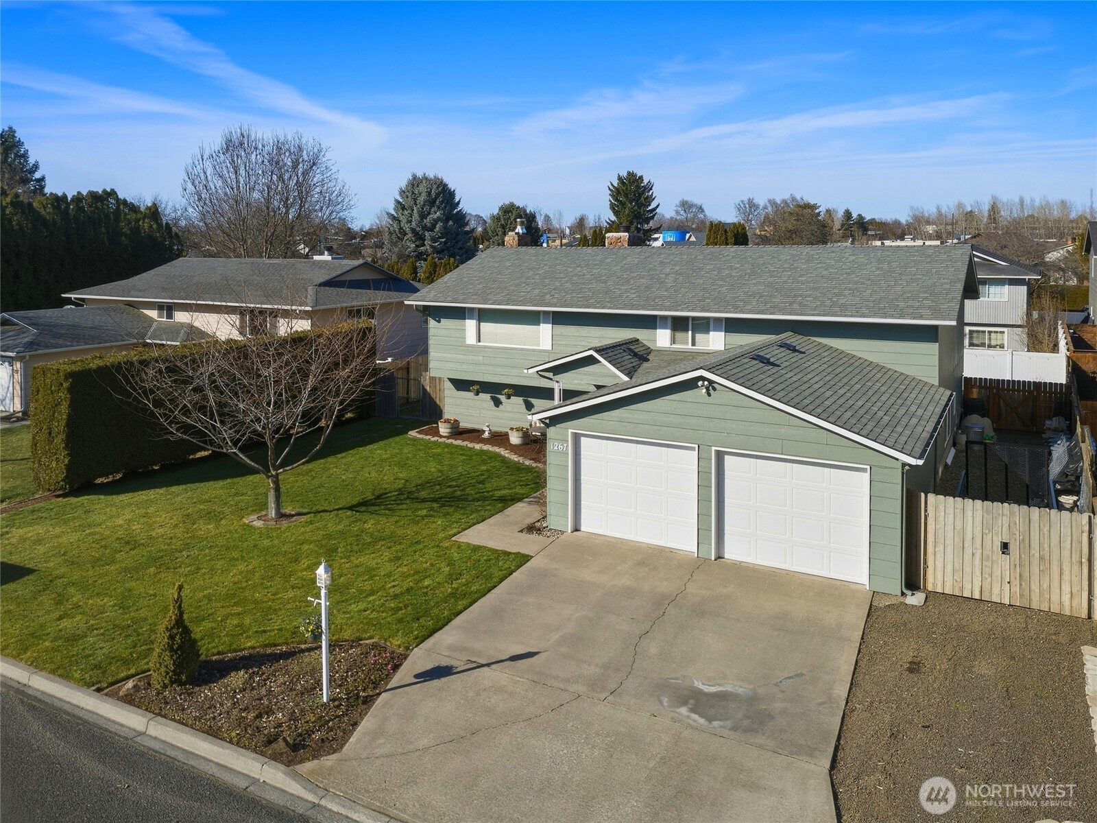 1267 Se Constitution Drive Property Photo 36