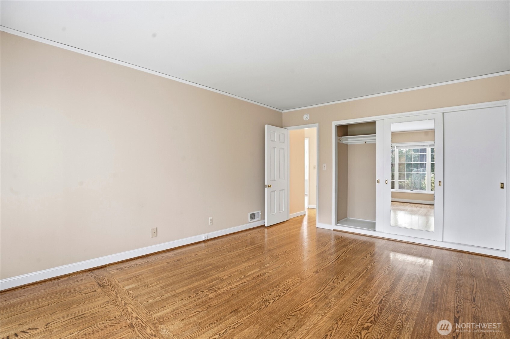 300 S Devine Road Property Photo 18