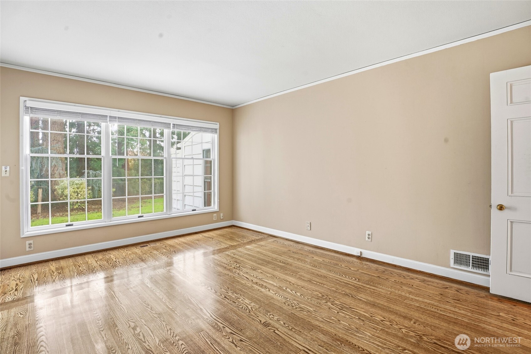 300 S Devine Road Property Photo 19