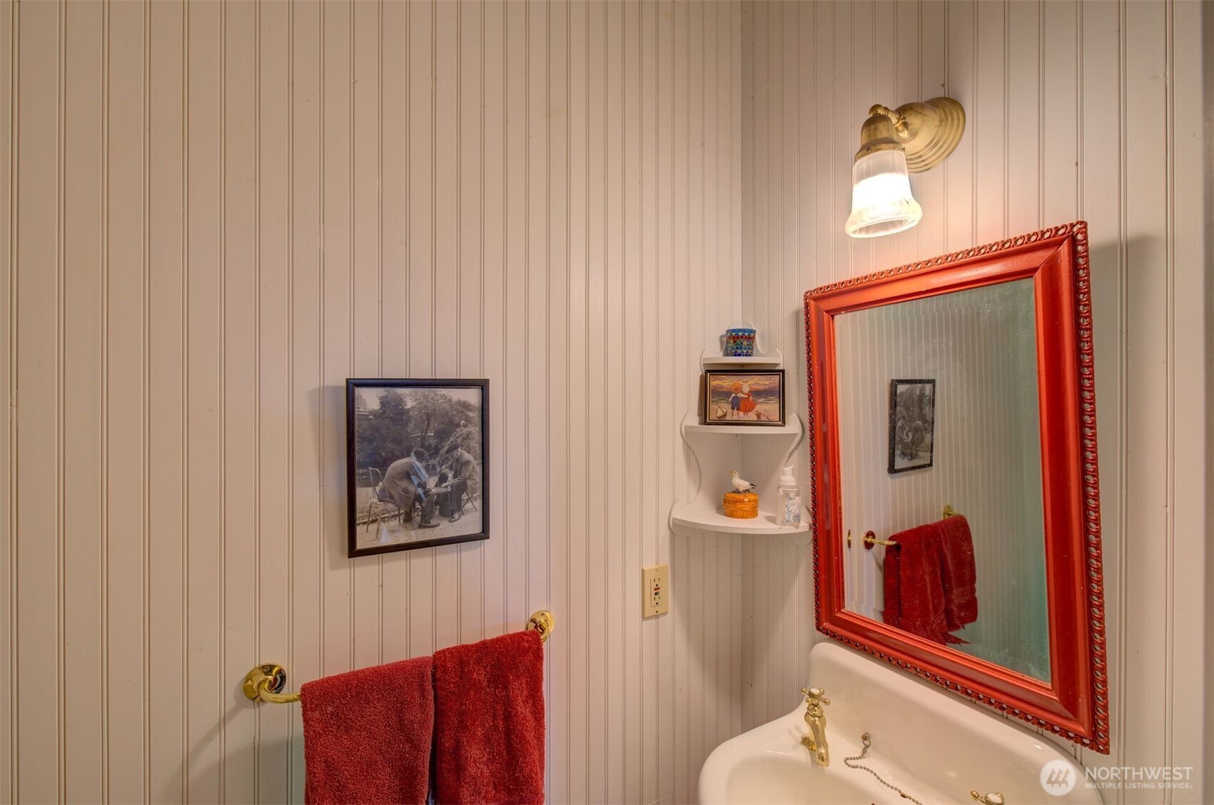 1103 37th Place Property Photo 24