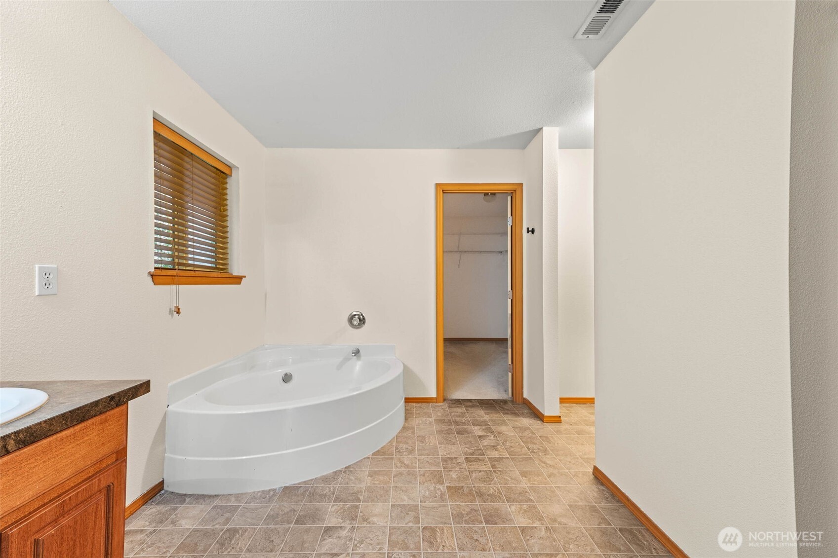 5770 Arcarro Court Property Photo 24