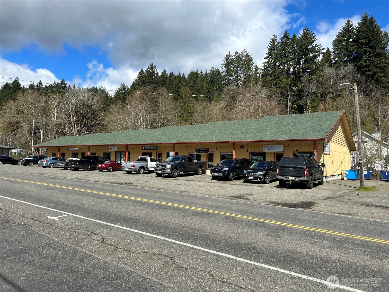 60 N Lake Cushman Road Property Photo 1