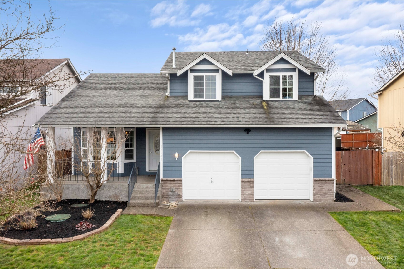 16541 Rainier View Drive Property Photo 2