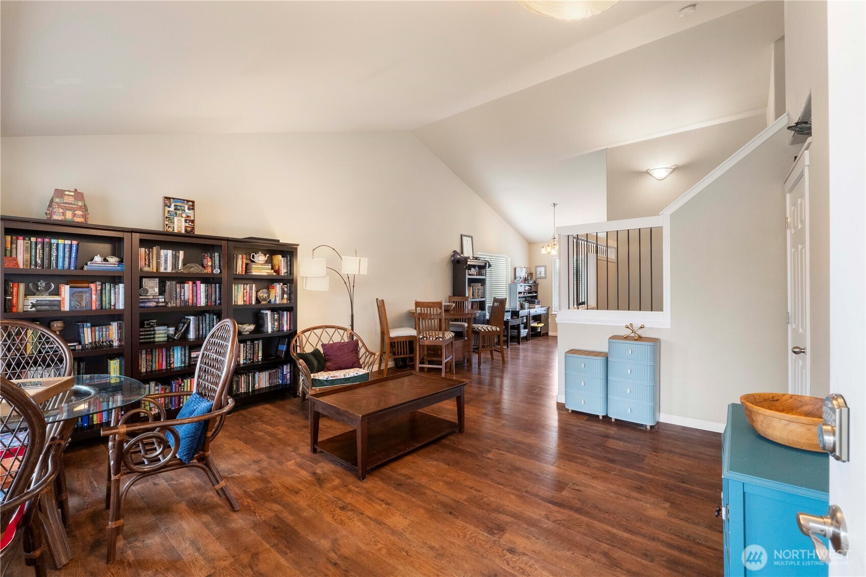 16541 Rainier View Drive Property Photo 5