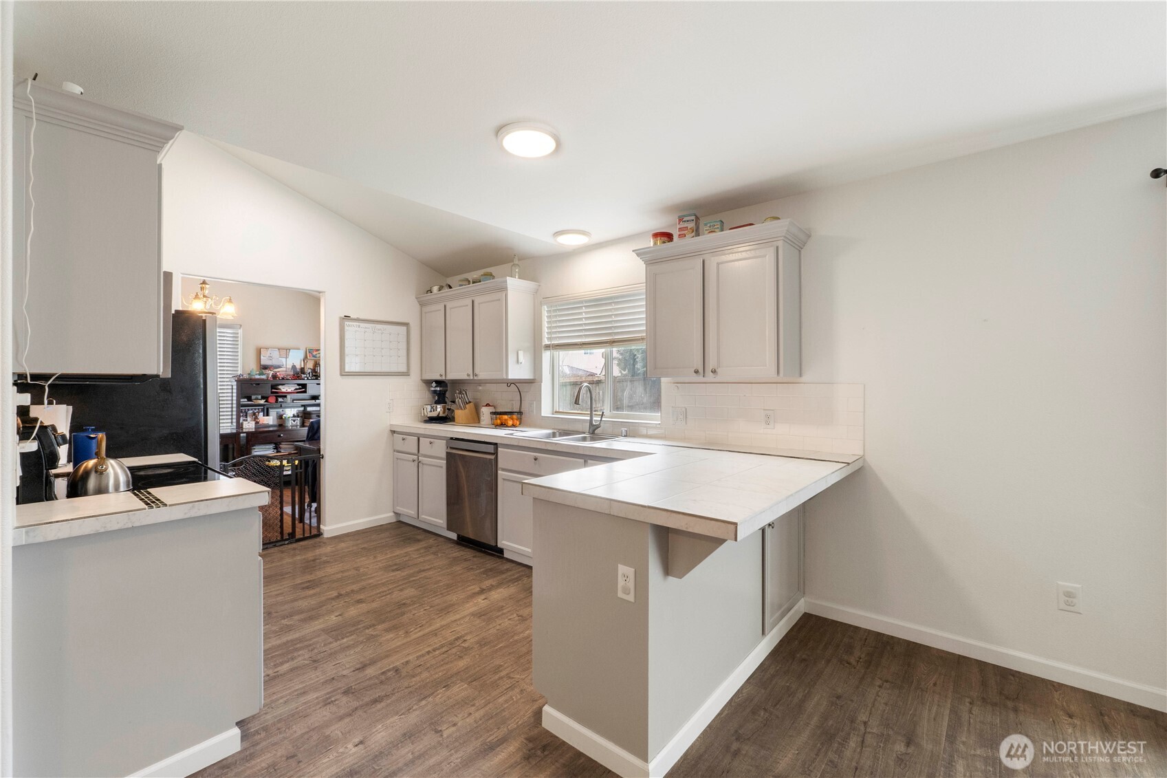16541 Rainier View Drive Property Photo 13