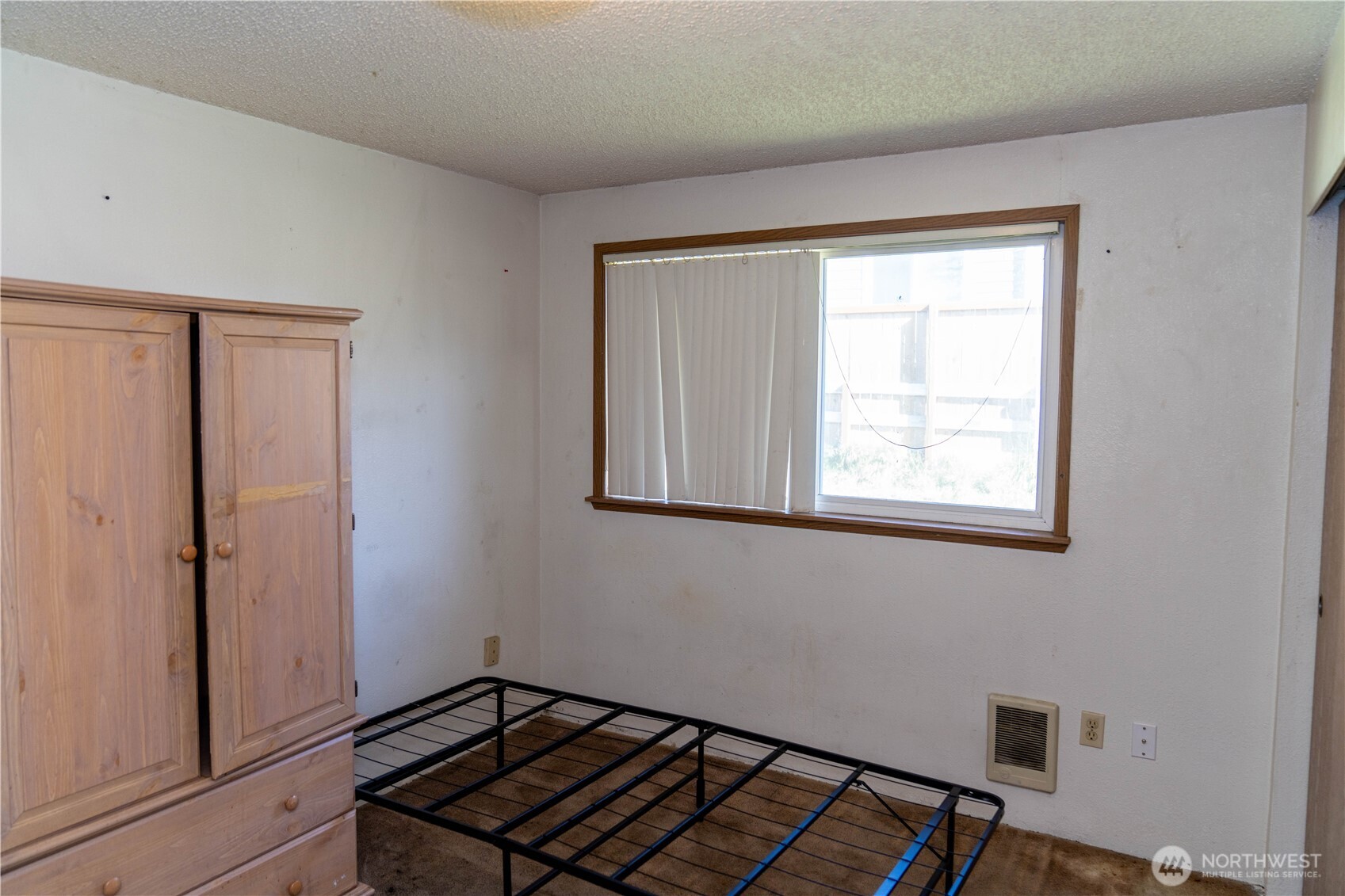 10415 10423 Golden Given Road Property Photo 6