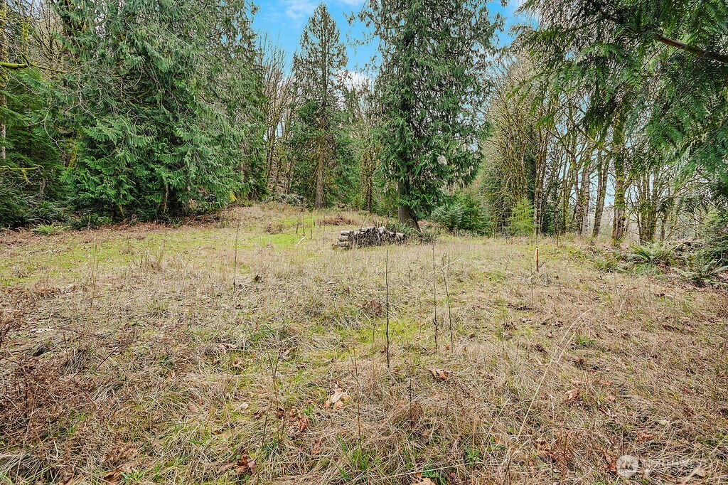 376 Beach Drive Property Photo 22