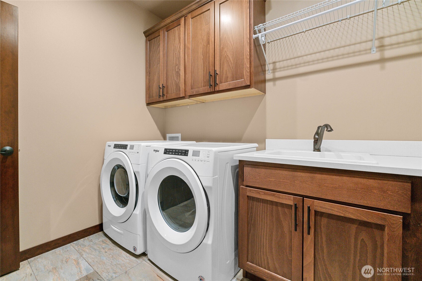 755 S Perry Avenue Property Photo 23