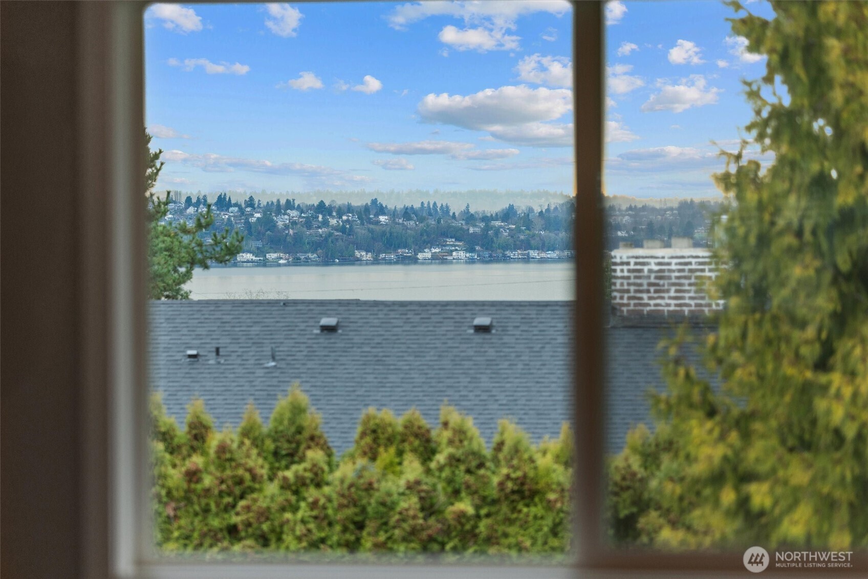 3415 N Garden Avenue Property Photo 15