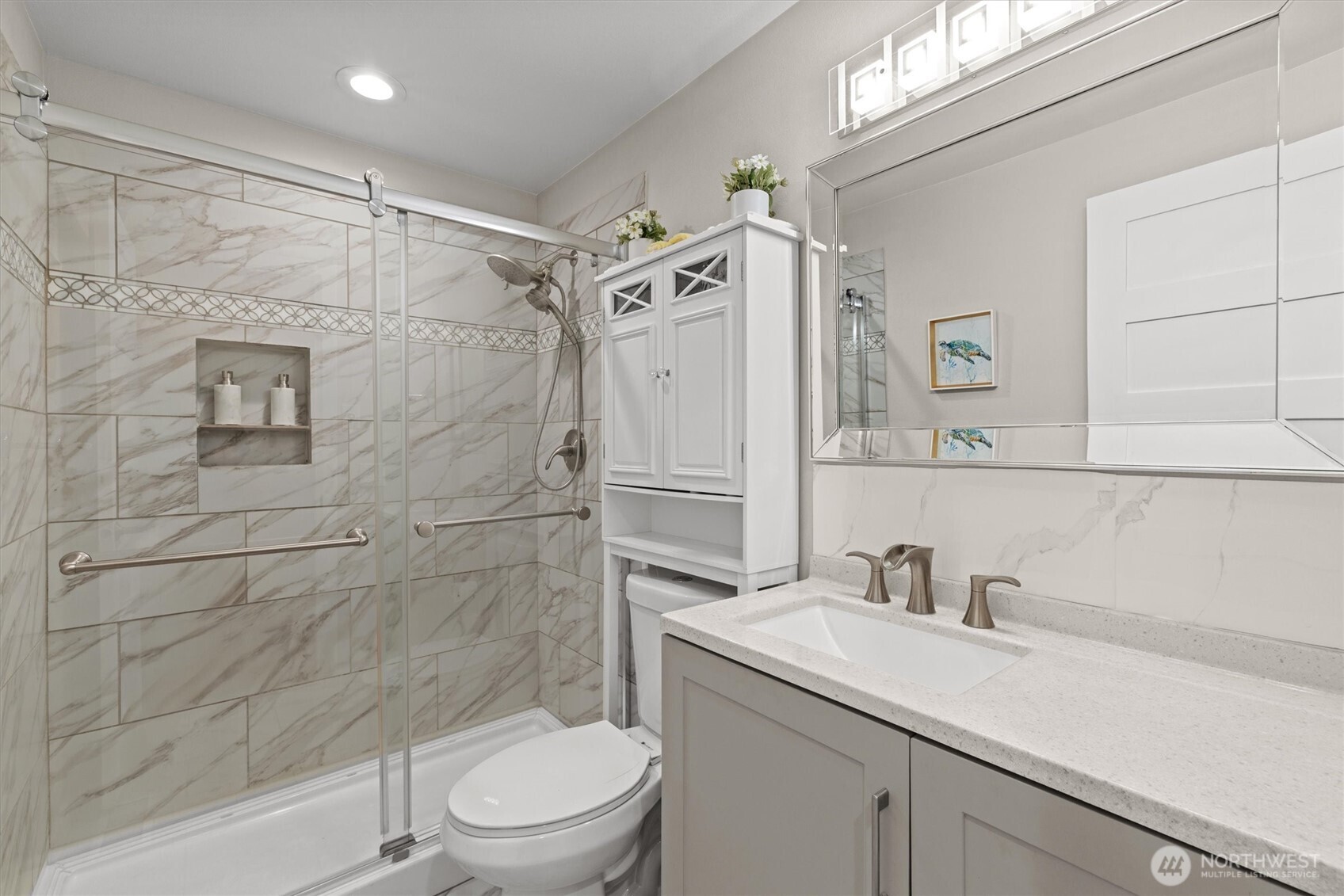 3415 N Garden Avenue Property Photo 20
