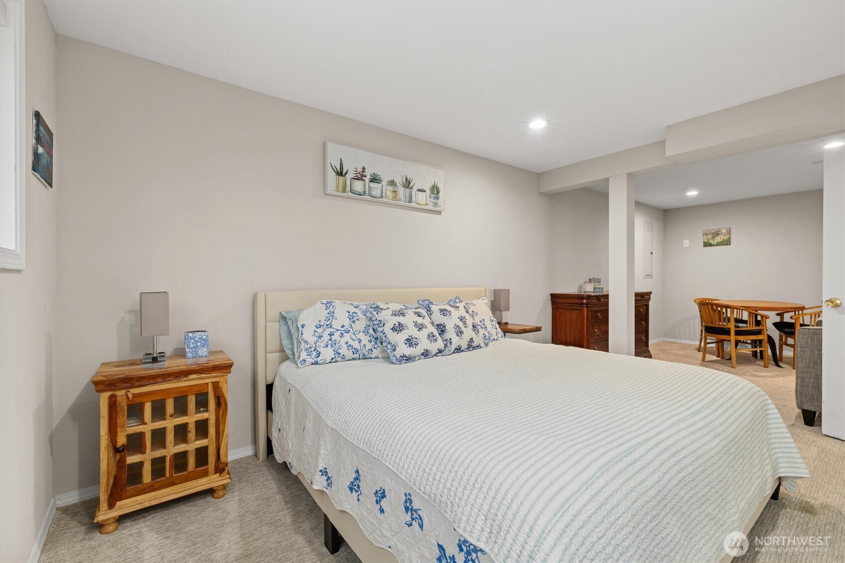 3415 N Garden Avenue Property Photo 26