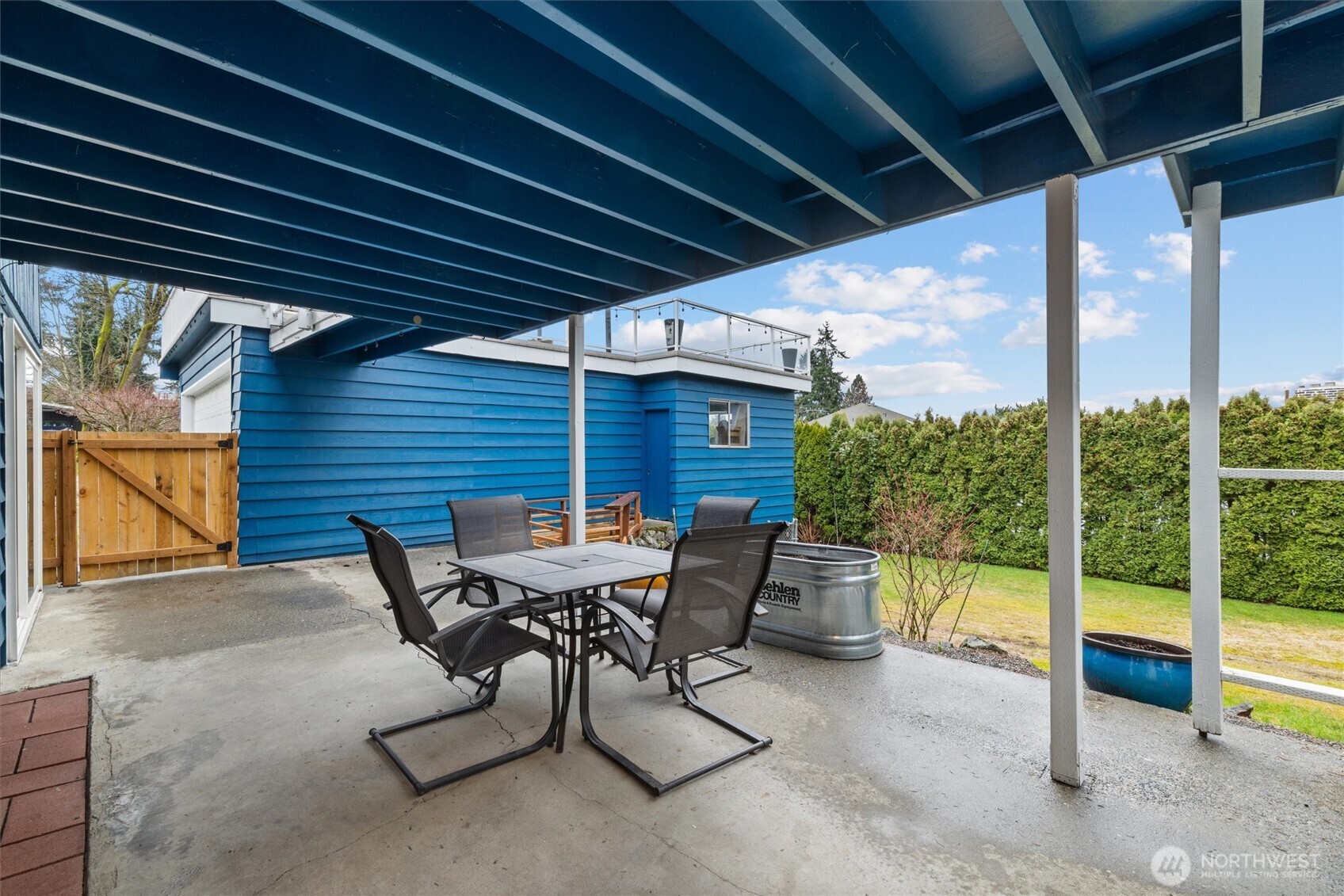 3415 N Garden Avenue Property Photo 29