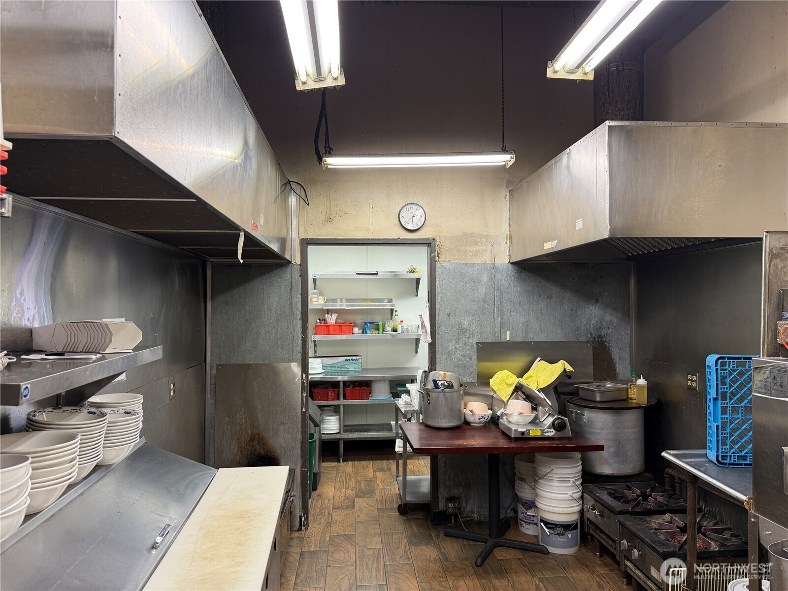 2487706 Property Photo 1