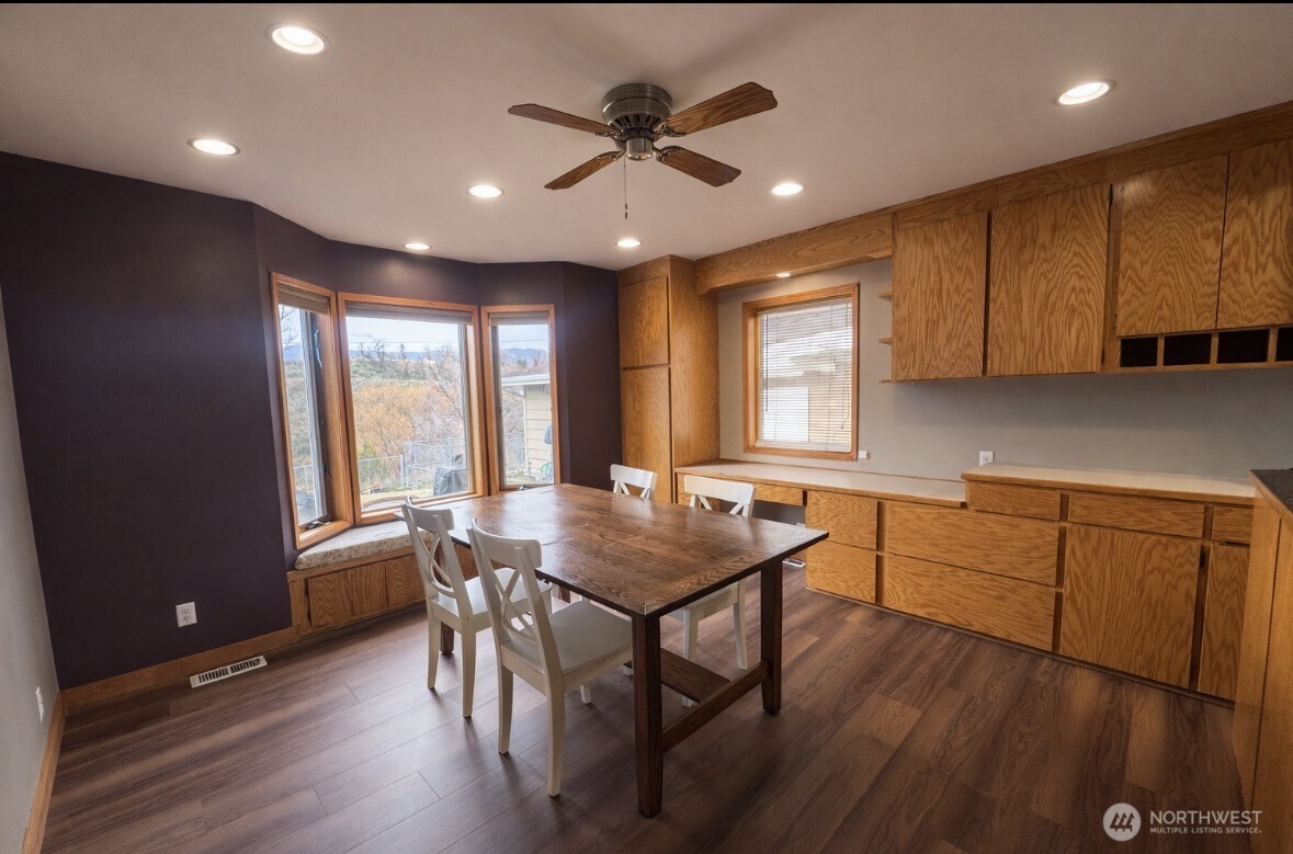 1127 Central Avenue Property Photo 14