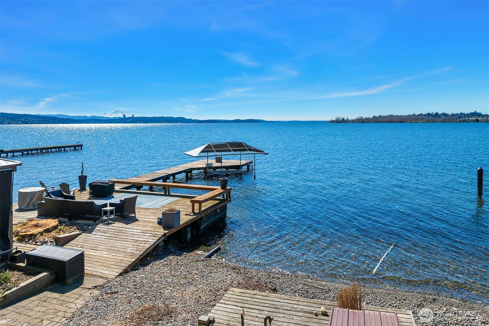 7615 Ne Champagne Point Place Property Photo 1