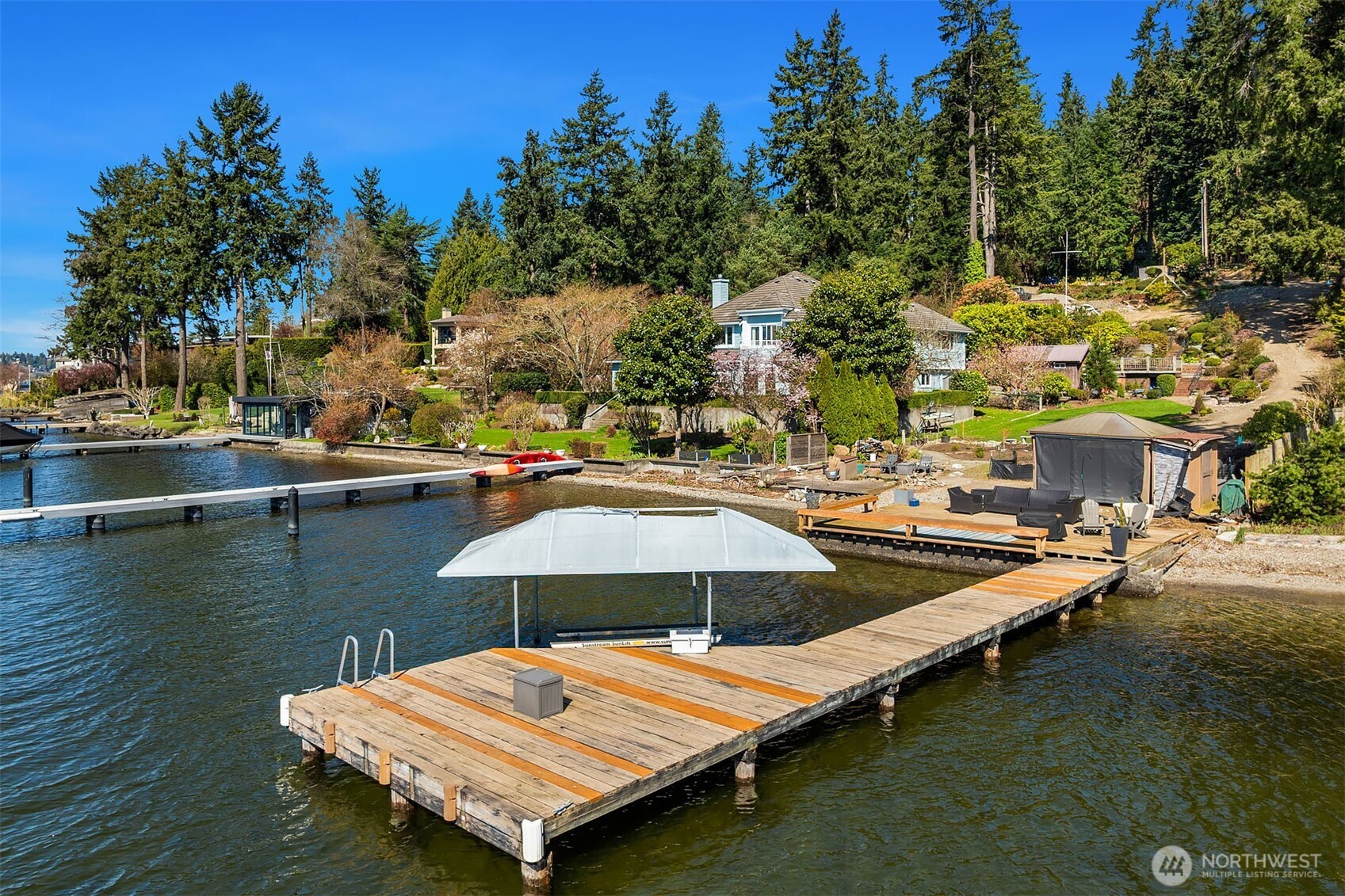 7615 Ne Champagne Point Place Property Photo 4