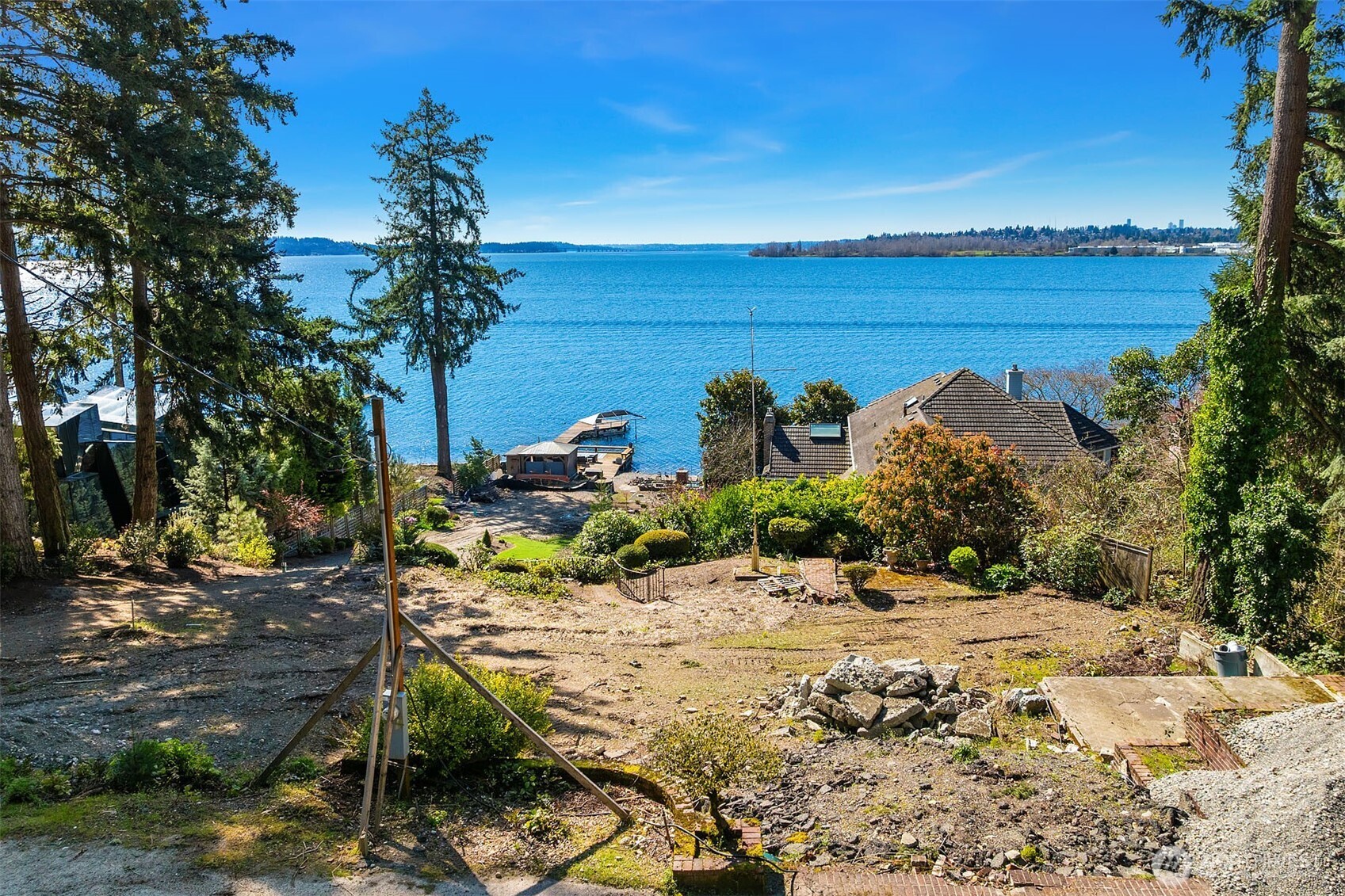7615 Ne Champagne Point Place Property Photo 17