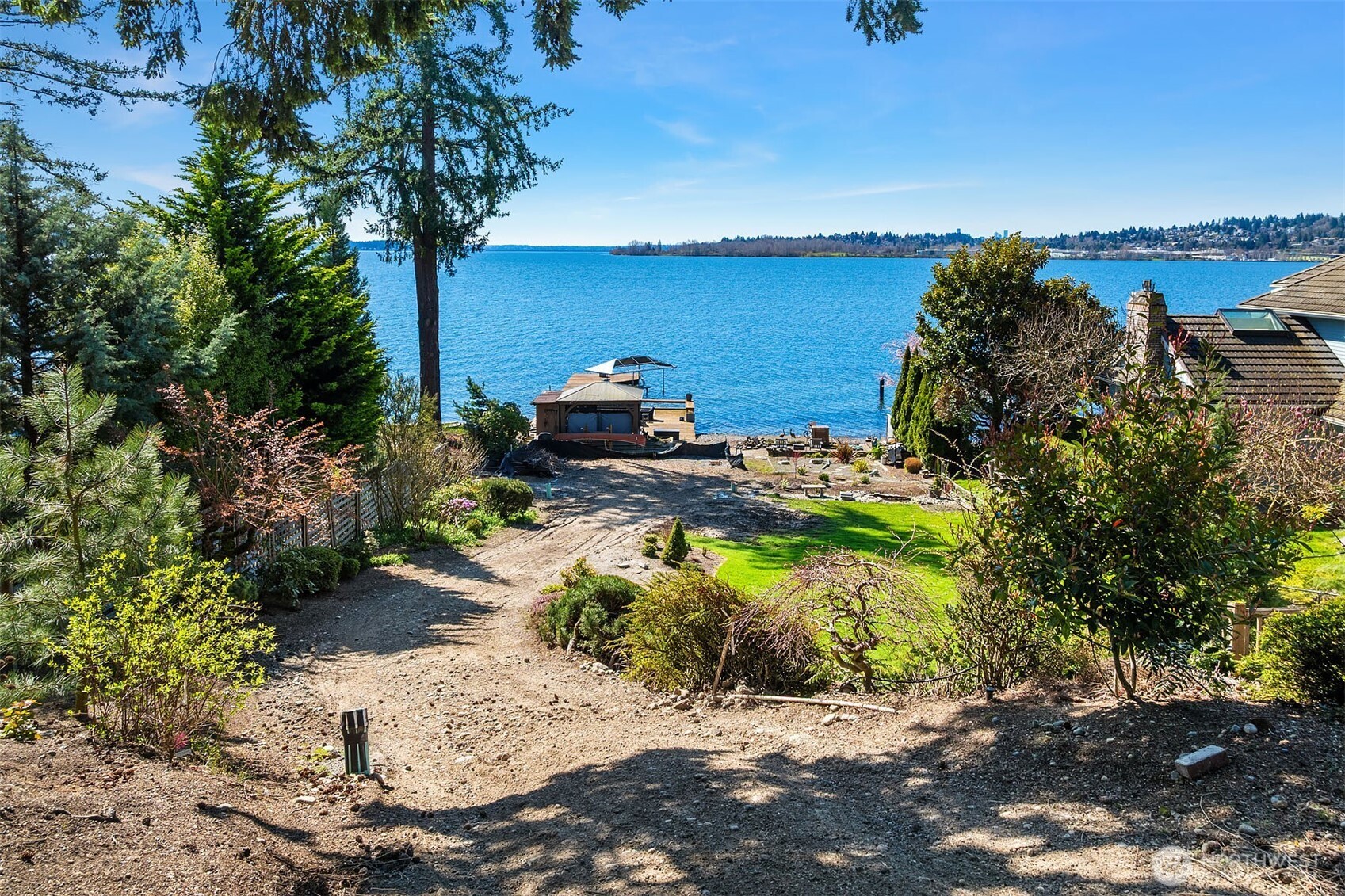 7615 Ne Champagne Point Place Property Photo 19