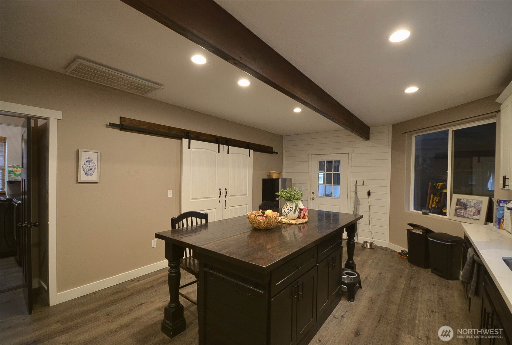 258 Wichman Street Property Photo 12