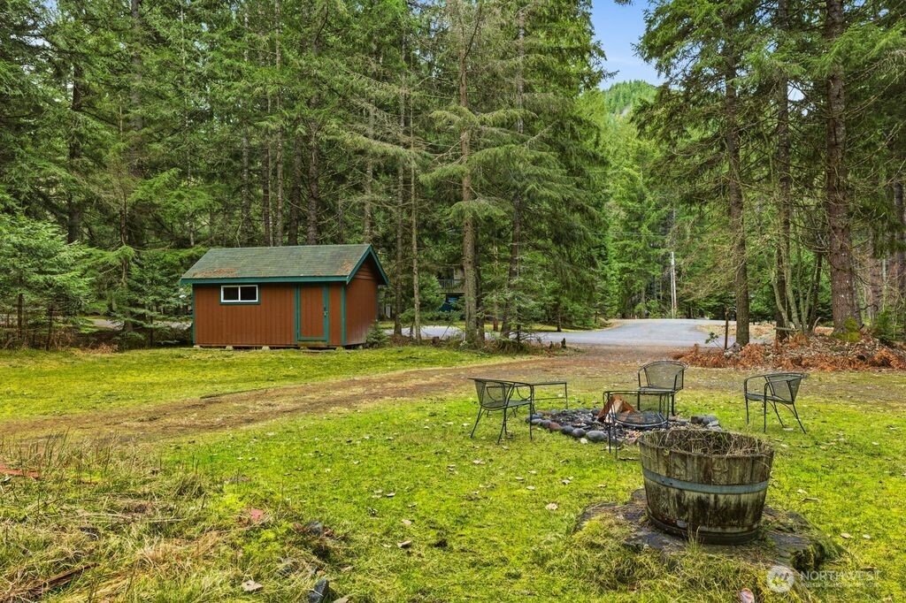 16221 Birch Way Property Photo 3