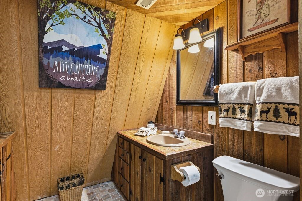 16221 Birch Way Property Photo 22