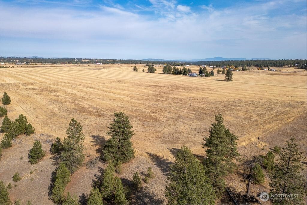 1000 N Christensen Property Photo 17
