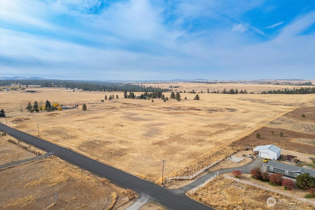 1000 N Christensen Property Photo 33
