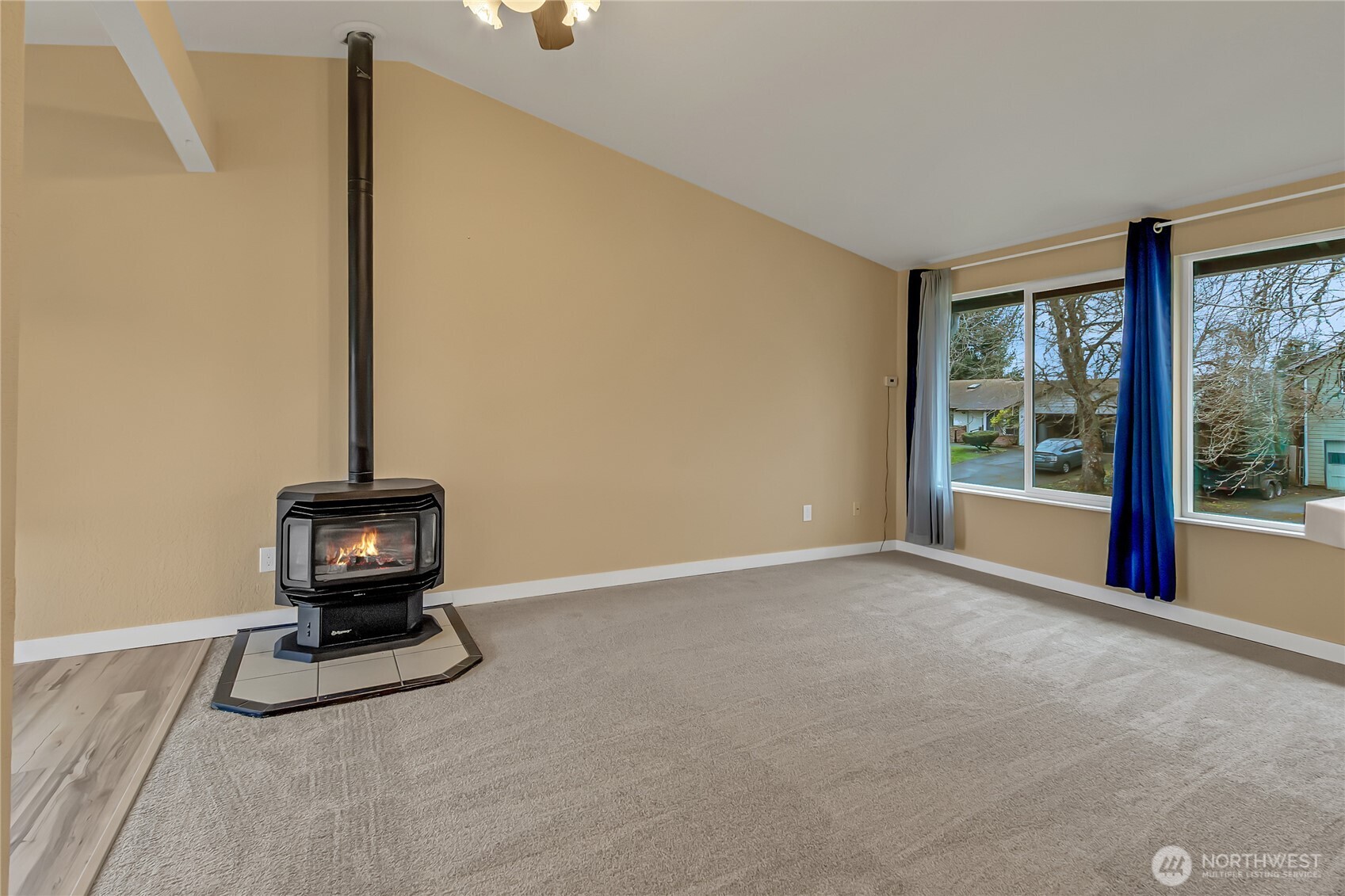 9310 Pinedrop Drive Property Photo 2