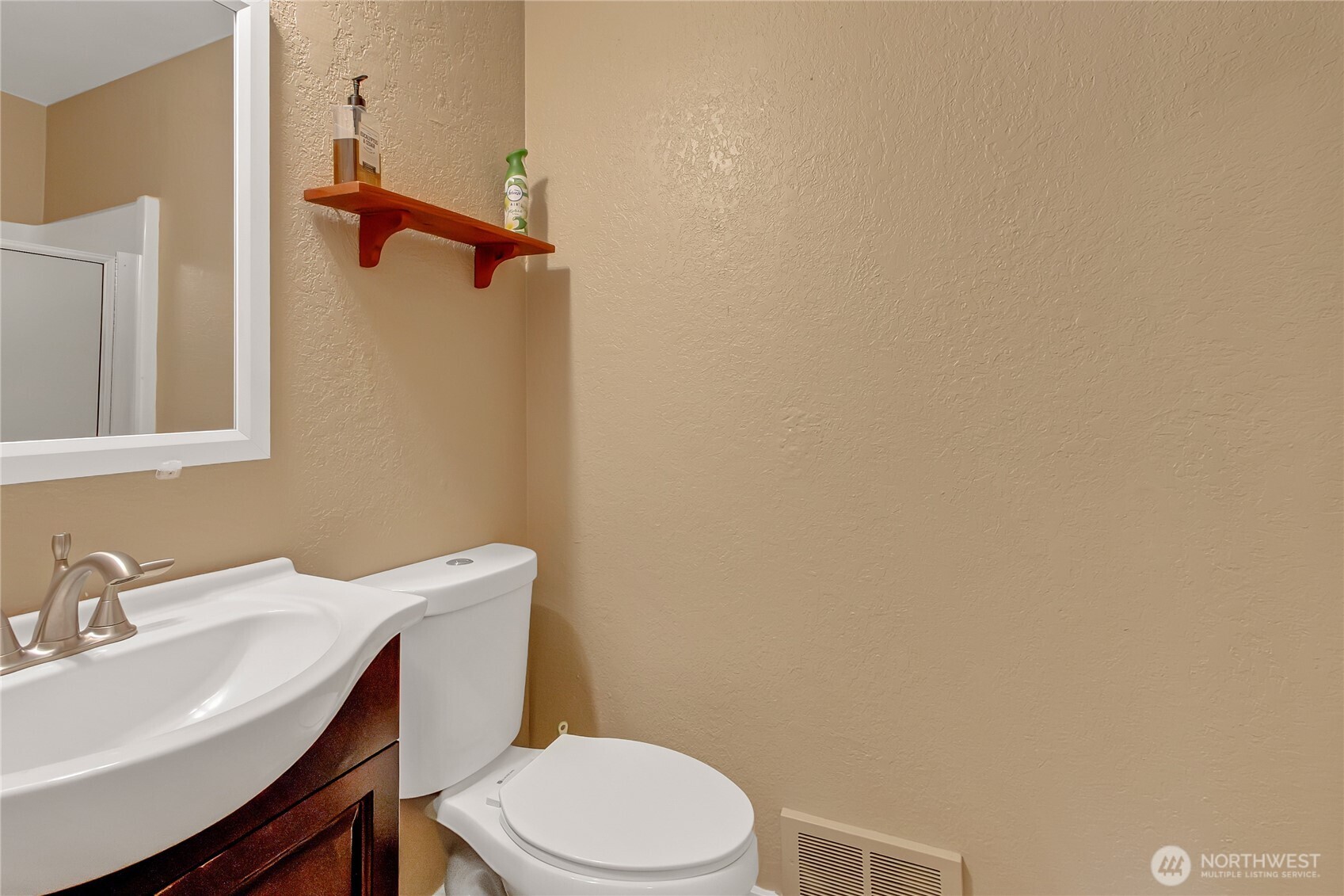 9310 Pinedrop Drive Property Photo 15