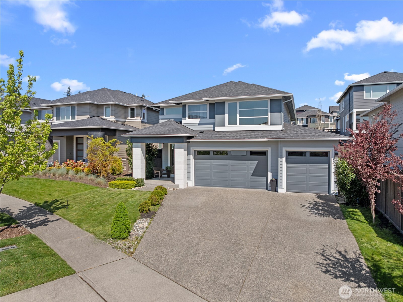 19307 135th Street Property Photo 3