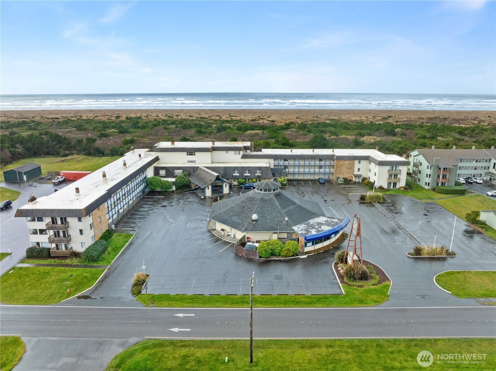 615 Ocean Shores Boulevard 303 Property Photo 3