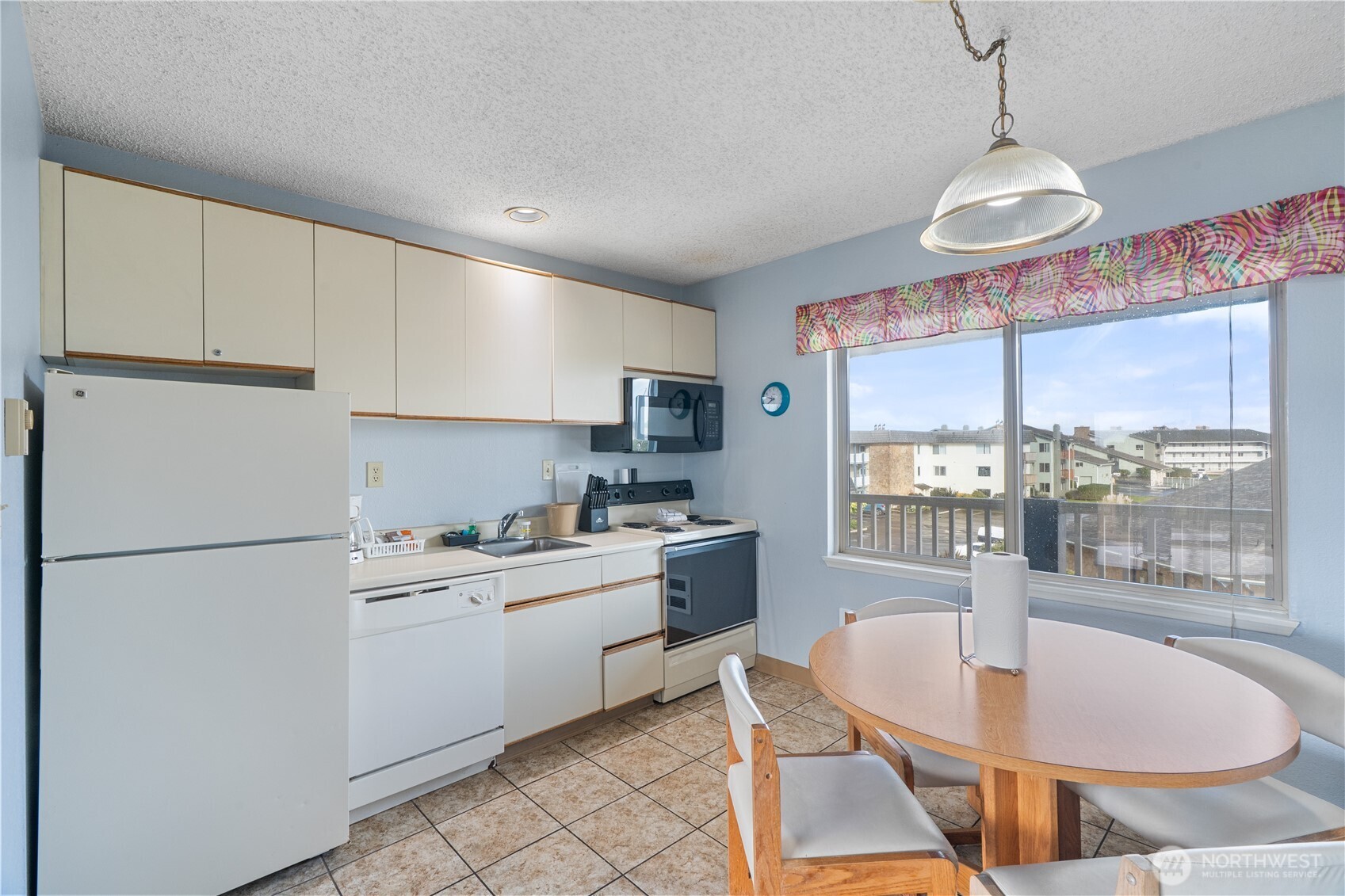 615 Ocean Shores Boulevard 303 Property Photo 10
