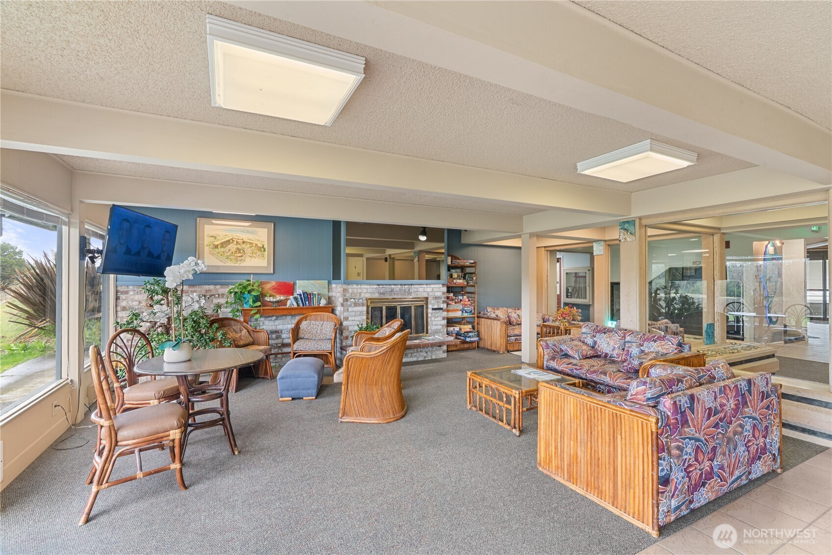 615 Ocean Shores Boulevard 303 Property Photo 23