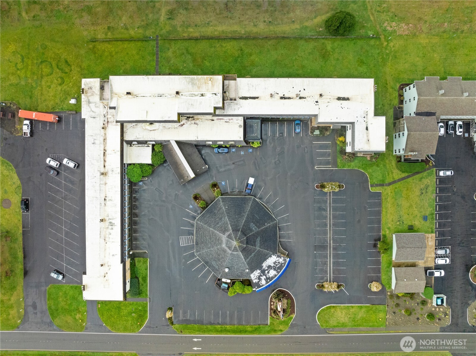 615 Ocean Shores Boulevard 303 Property Photo 27