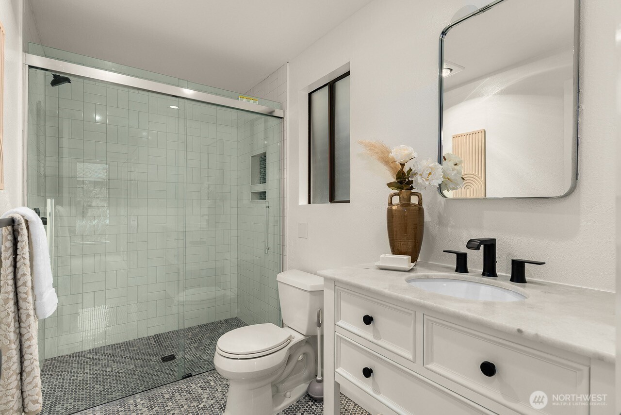 10703 Ne 53rd Street Property Photo 25