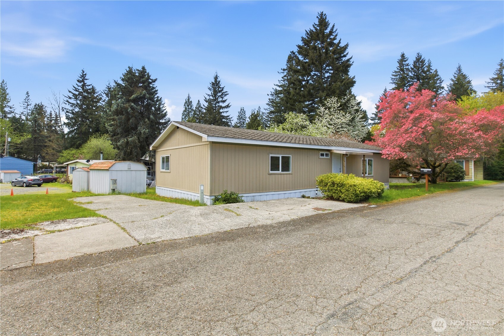 11517 155 Avenue Property Photo 4