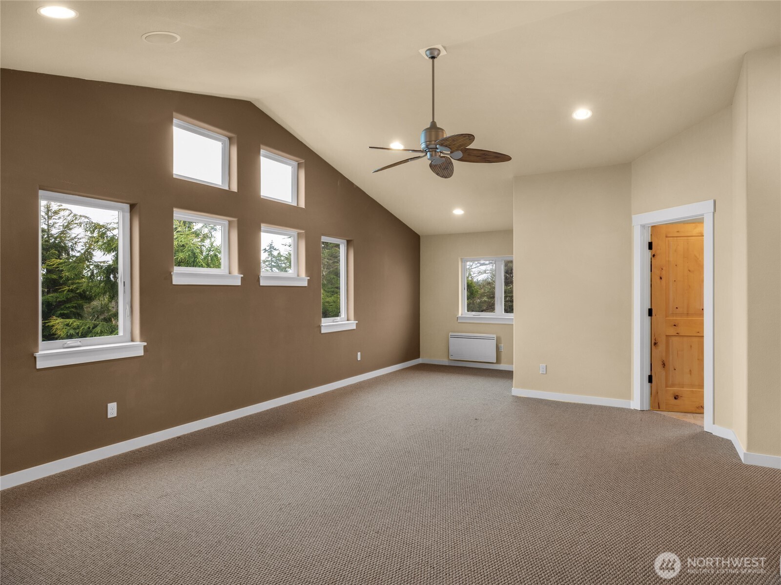 31102 J Place Property Photo 20