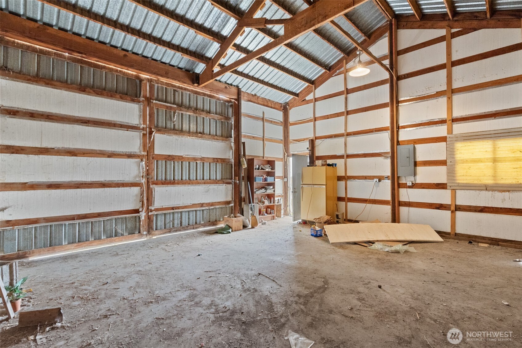 5099 E Road Property Photo 4