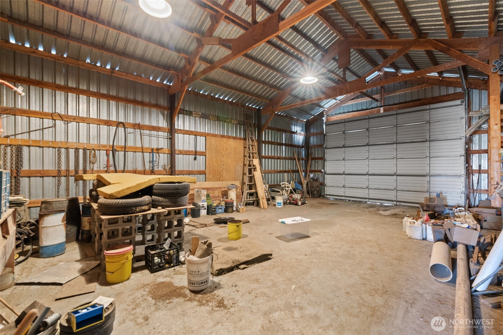 5099 E Road Property Photo 6