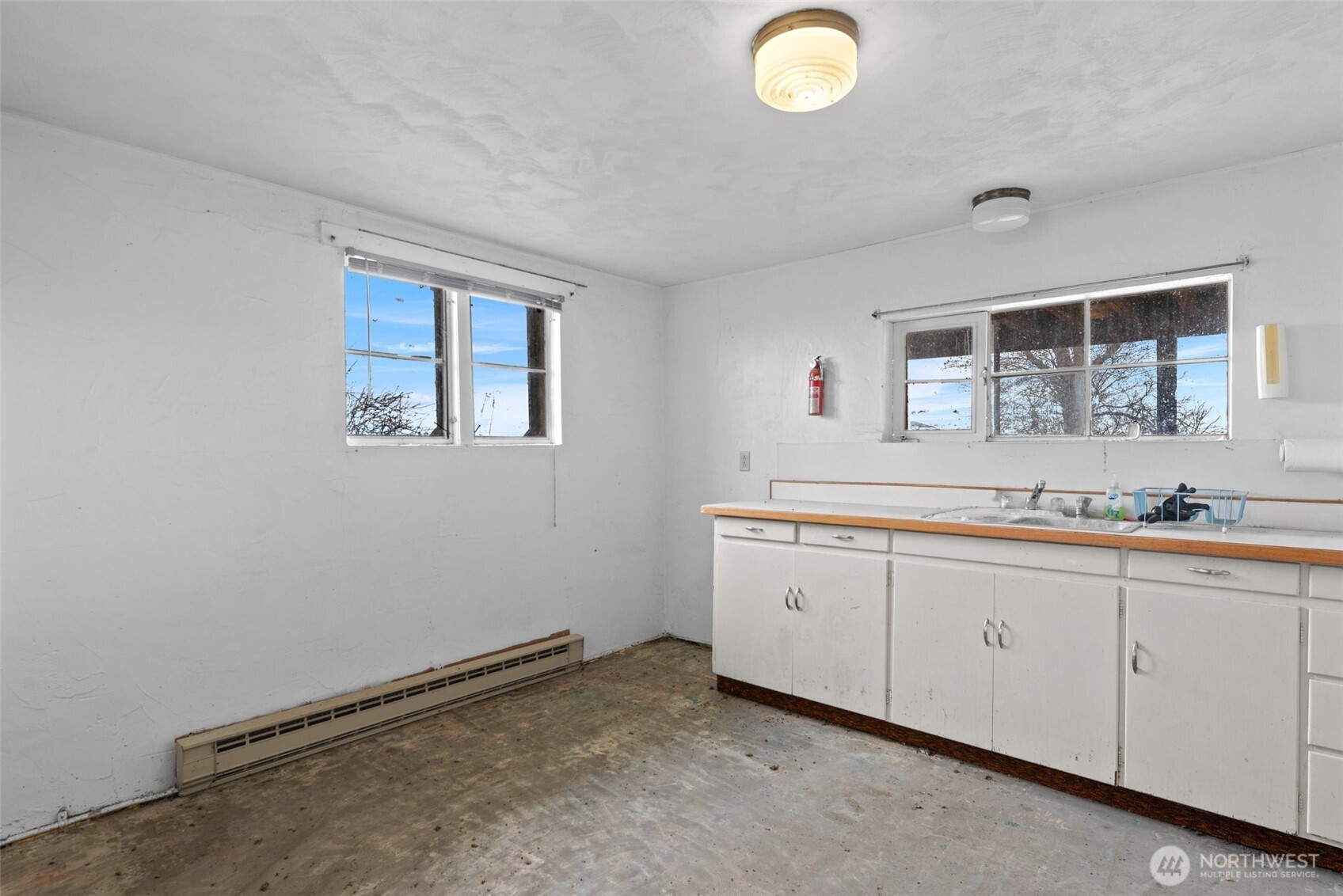 5099 E Road Property Photo 14